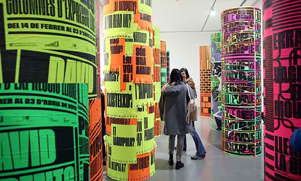 Exposició "Pirulís. Columnes d'expressió lliure"