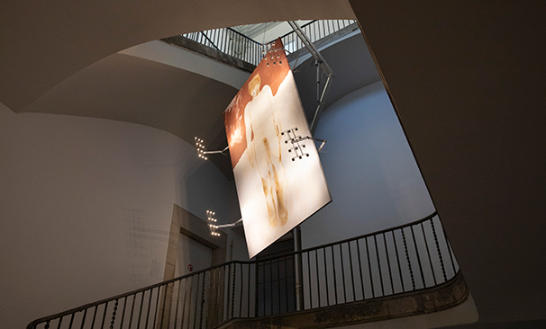 Exposició Ple de forats